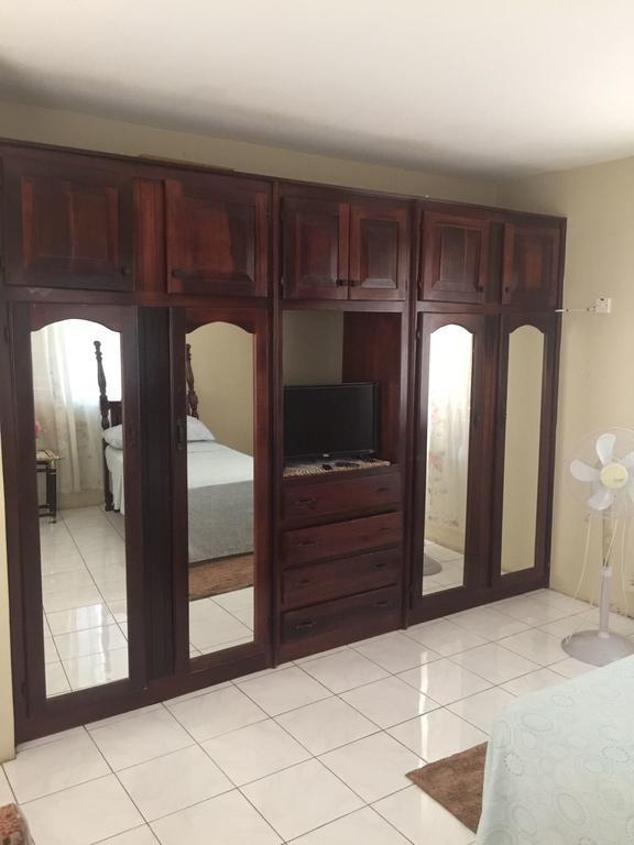 Griffiths Guest House White Hill Экстерьер фото